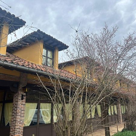 Hotel El Bricial Soto De Cangas Ngoại thất bức ảnh