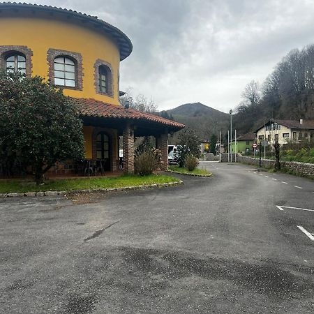 Hotel El Bricial Soto De Cangas Ngoại thất bức ảnh