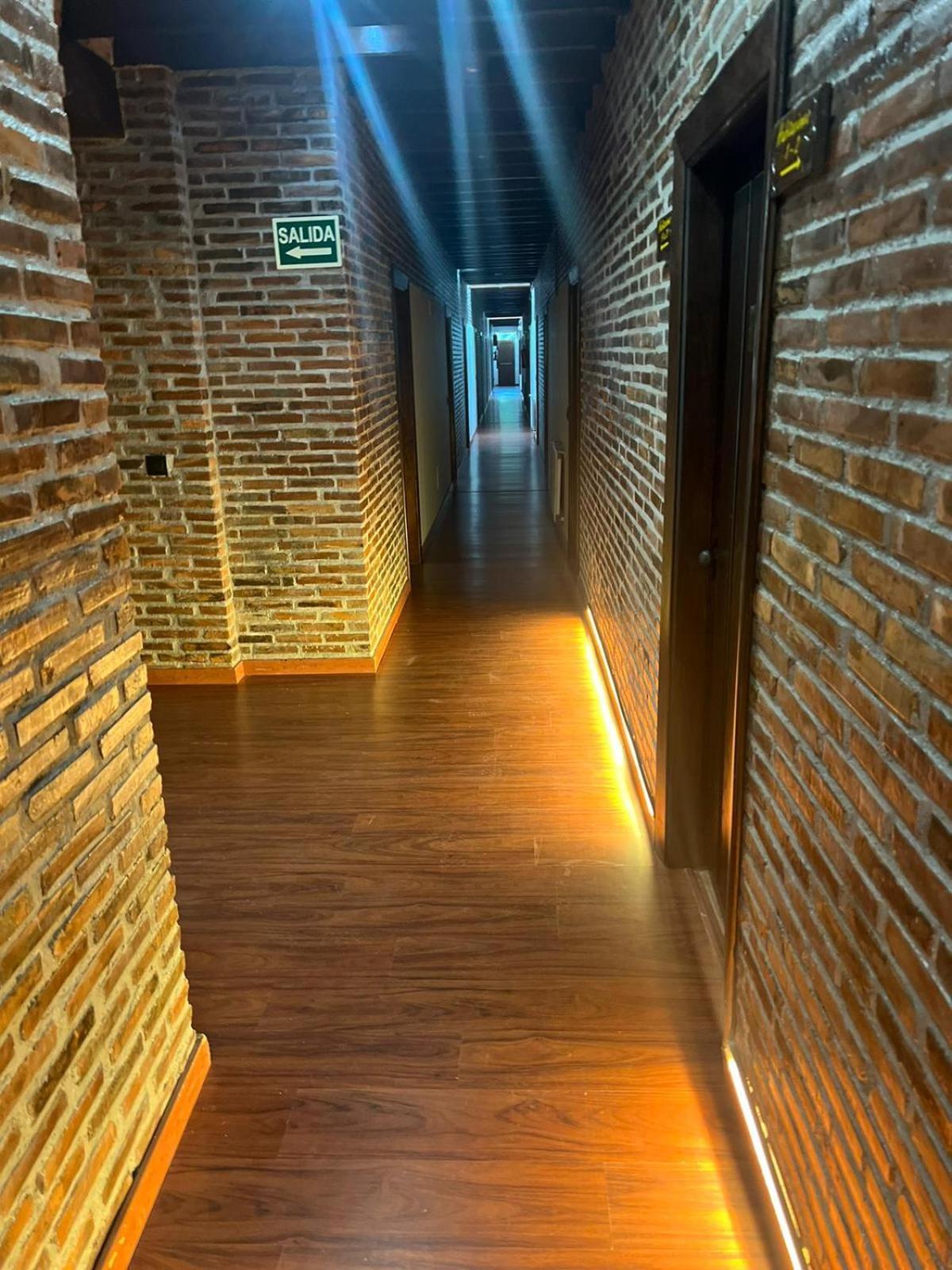 Hotel El Bricial Soto De Cangas Ngoại thất bức ảnh
