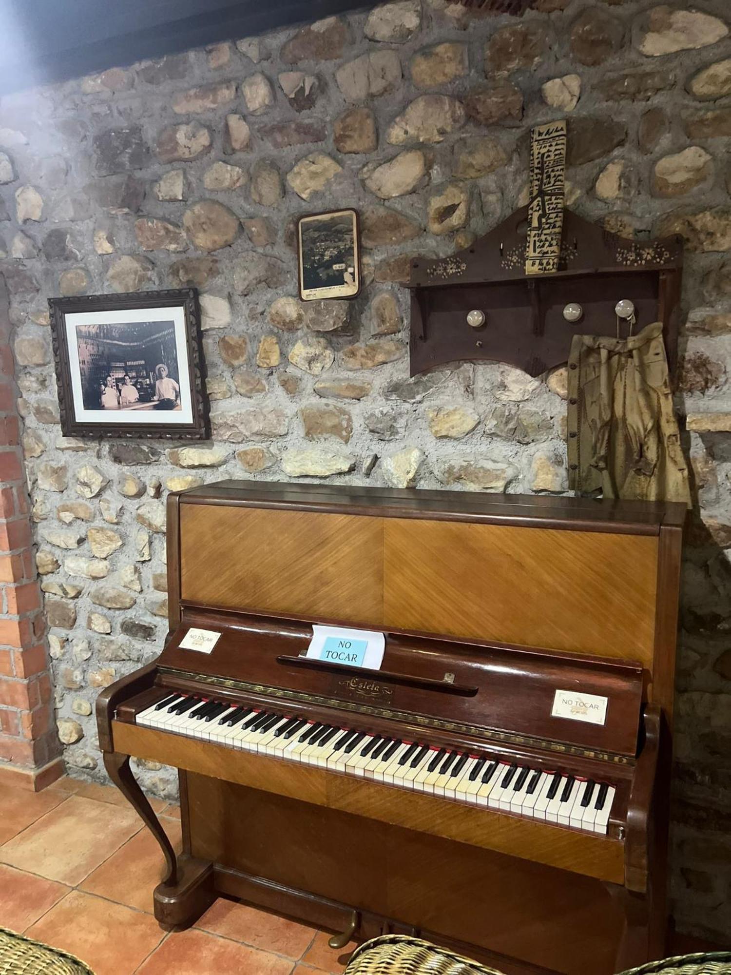 Hotel El Bricial Soto De Cangas Ngoại thất bức ảnh