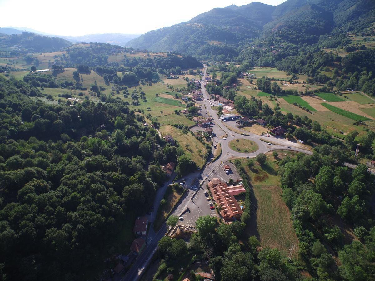 Hotel El Bricial Soto De Cangas Ngoại thất bức ảnh