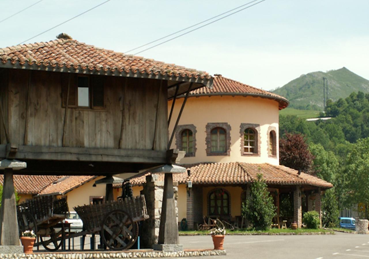 Hotel El Bricial Soto De Cangas Ngoại thất bức ảnh